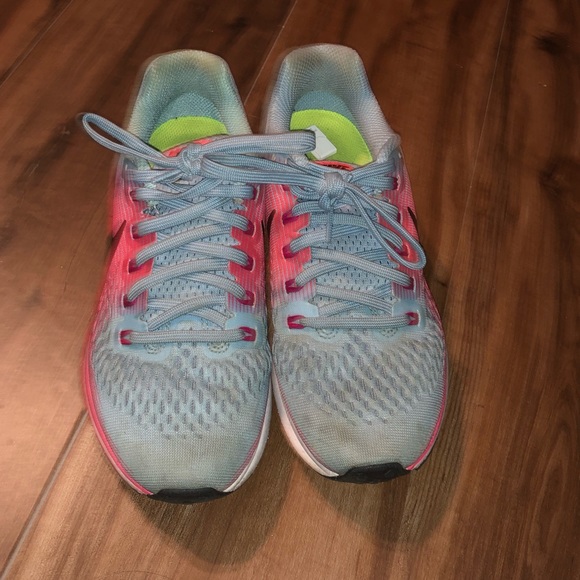 Nike Long Distance Running Shoes - Picture 2 of 8